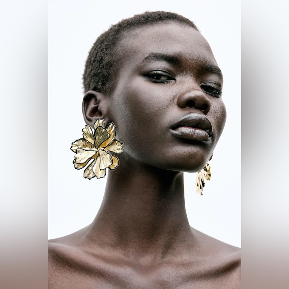 New Zara Bohemian Goldfoil Floral Statement Earrings - Picture 3 of 12
